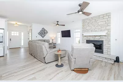 7433 N Tichigan Rd, Racine, WI 53185 - Photo 12
