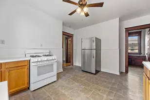 1742 N Pulaski St, Milwaukee, WI 53202 - Photo 14
