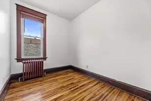 1742 N Pulaski St, Milwaukee, WI 53202 - Photo 12