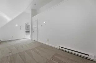 1742 N Pulaski St, Milwaukee, WI 53202 - Photo 22