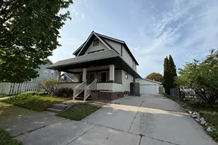 1126 Oakland Ave, Sheboygan, WI 53081 - Photo 2