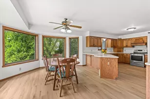 2931 W Franklin Terrace, Franklin, WI 53132 - Photo 20