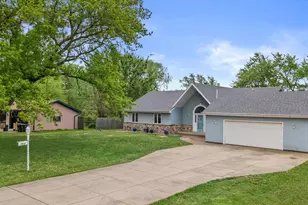 2931 W Franklin Terrace, Franklin, WI 53132 - Photo 28