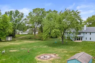 2931 W Franklin Terrace, Franklin, WI 53132 - Photo 8