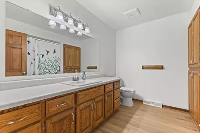 2931 W Franklin Ter, Franklin, WI 53132 - Photo 36