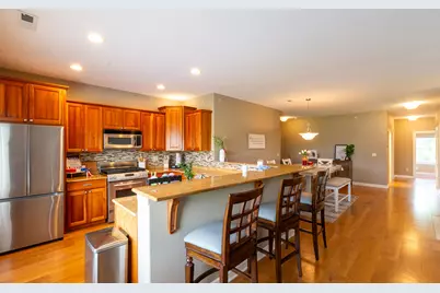 19533  Jamestown Pl #201, Bristol, WI 53104 - Photo 10