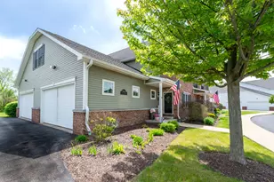 19533 Jamestown Pl, Bristol, WI 53104 - Photo 2