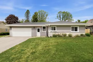 W60N873 Sheboygan Rd, Cedarburg, WI 53012 - Photo 1