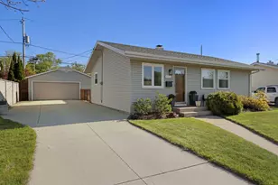 1715 84th Pl, Kenosha, WI 53143 - Photo 1