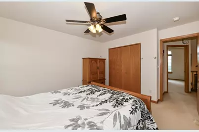 606 E Emily Ave, Elkhorn, WI 53121 - Photo 22