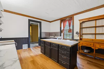 133 W Division St, Fond du Lac, WI 54935 - Photo 4