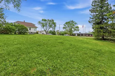 1713  Monroe St, New Holstein, WI 53061 - Photo 2