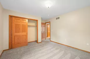 2423 Judith Ln, Waukesha, WI 53188 - Photo 24