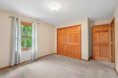 2423  Judith Ln, Waukesha, WI 53188 - Photo 26