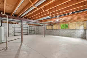 2423 Judith Ln, Waukesha, WI 53188 - Photo 38