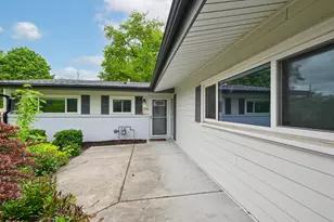 2540 Anita Dr, Brookfield, WI 53045 - Photo 2