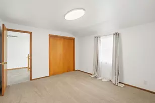 1711 W Mill Rd, Glendale, WI 53209 - Photo 24