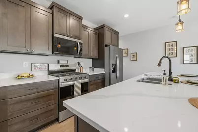 1881  Woodland Way #420-1, Slinger, WI 53086 - Photo 20