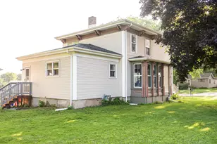 171 Martin St, Sharon, WI 53585 - Photo 8