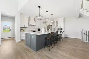 10009 W Farmdale Estates Ct, Mequon, WI 53097 - Photo 18