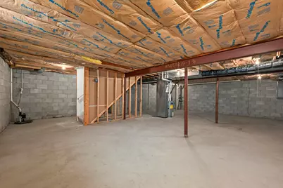 1422  Niagara St #204, Waukesha, WI 53186 - Photo 24
