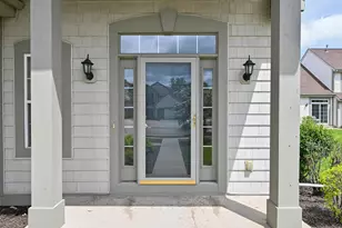 1422 Niagara St, Waukesha, WI 53186 - Photo 2