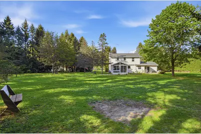 W1479  Meadow View Ct, Sheboygan, WI 53070 - Photo 32
