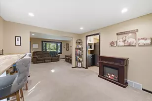W1479 Meadow View Ct, Sheboygan, WI 53070 - Photo 10
