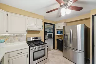 W1479 Meadow View Ct, Sheboygan, WI 53070 - Photo 14