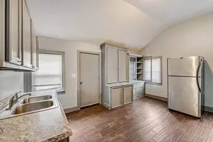 229 W Orchard St, Milwaukee, WI 53204 - Photo 8