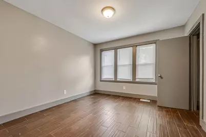 229 W Orchard St, Milwaukee, WI 53204 - Photo 10
