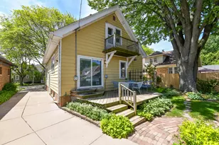 8108 Aberdeen Ct, Wauwatosa, WI 53213 - Photo 38