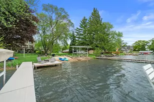 W179S6769 Muskego Dr, Muskego, WI 53150 - Photo 8