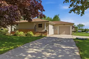 547 E Church St, Mishicot, WI 54228 - Photo 20