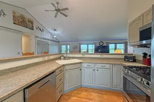 4870 Jamestown Pl, Barton, WI 53090 - Photo 8