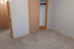8708 W Villard Ave, Milwaukee, WI 53225 - Photo 24