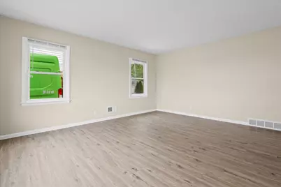 4944 N 91st St, Milwaukee, WI 53225 - Photo 4