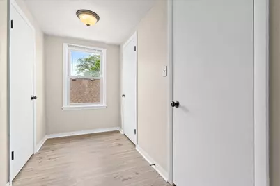 4944 N 91st St, Milwaukee, WI 53225 - Photo 20