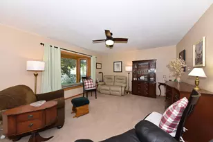 204 Judge Dr, Saukville, WI 53080 - Photo 4