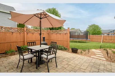 1510  Redtail Dr, Hartford, WI 53027 - Photo 28