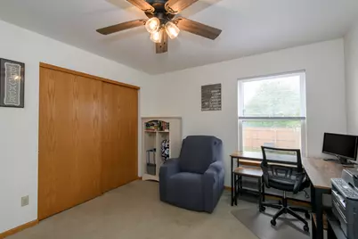 1510  Redtail Dr, Hartford, WI 53027 - Photo 16