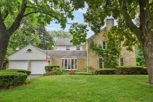 7716 N Links Way, Fox Point, WI 53217 - Photo 14