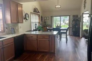 8791 S Clover Circle, Oak Creek, WI 53154 - Photo 16