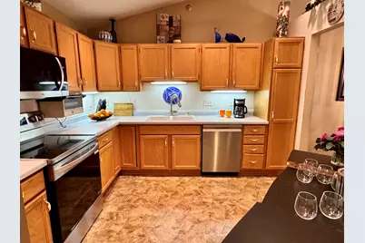 18125 W Wisconsin Ave #201, Brookfield, WI 53045 - Photo 2