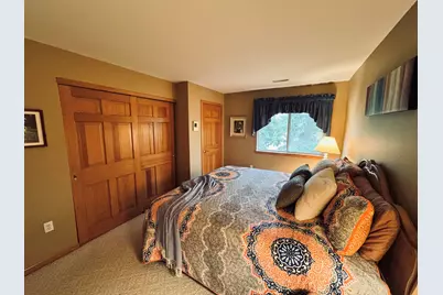 18125 W Wisconsin Ave #201, Brookfield, WI 53045 - Photo 12