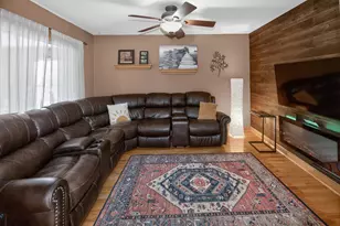 440 S 74th St, Milwaukee, WI 53214 - Photo 10