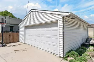 440 S 74th St, Milwaukee, WI 53214 - Photo 34