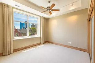 1313 N Franklin Pl, Milwaukee, WI 53202 - Photo 18