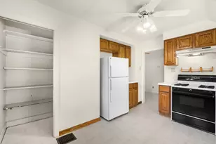 9313 W Hayes Ave, West Allis, WI 53227 - Photo 22