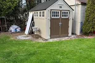 1016 N 10th St, Manitowoc, WI 54220 - Photo 8